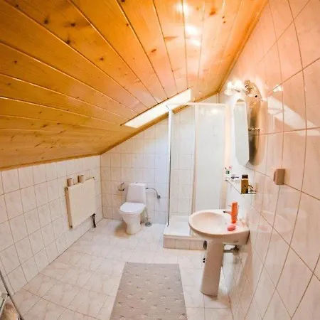 Apartamenty Pod Gruszka Tarnawa Gorna  Esterno foto